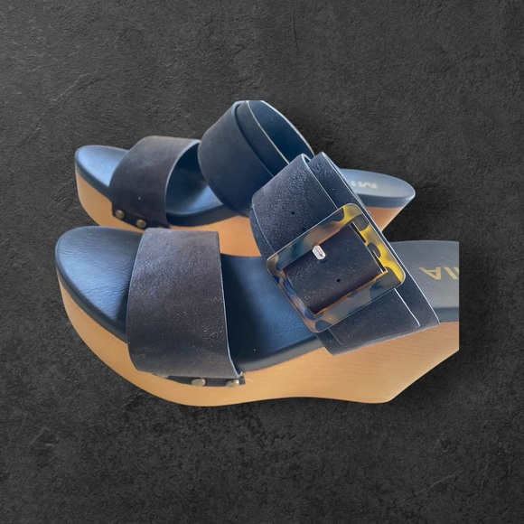 Black Brittni Wedges - MIA 30A PREORDER main image 1